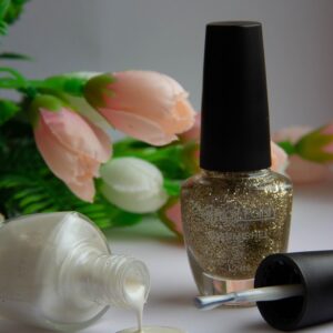 The White and Glossy Golden